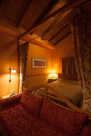 Amadryades Boutique Hotel